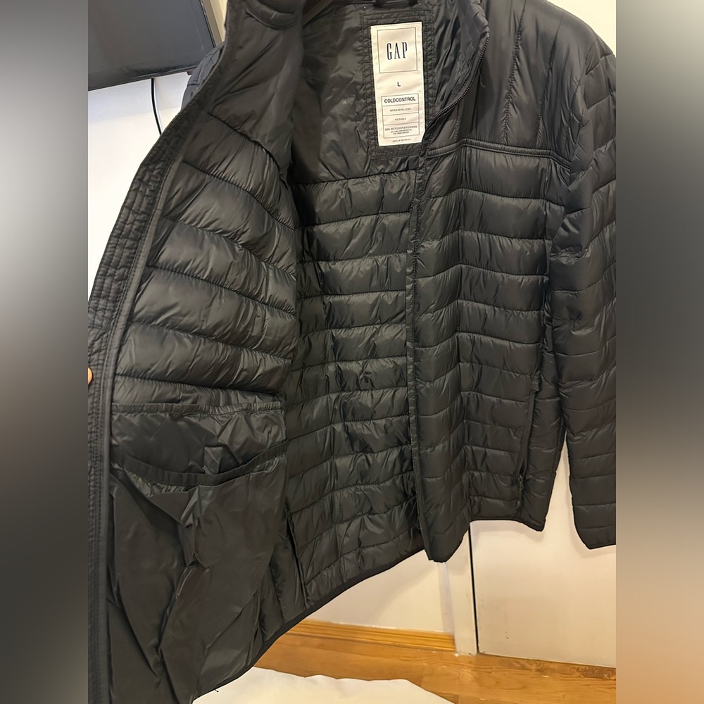 Gap Cold Control Lightweight Black Jacket Packable - image 6
